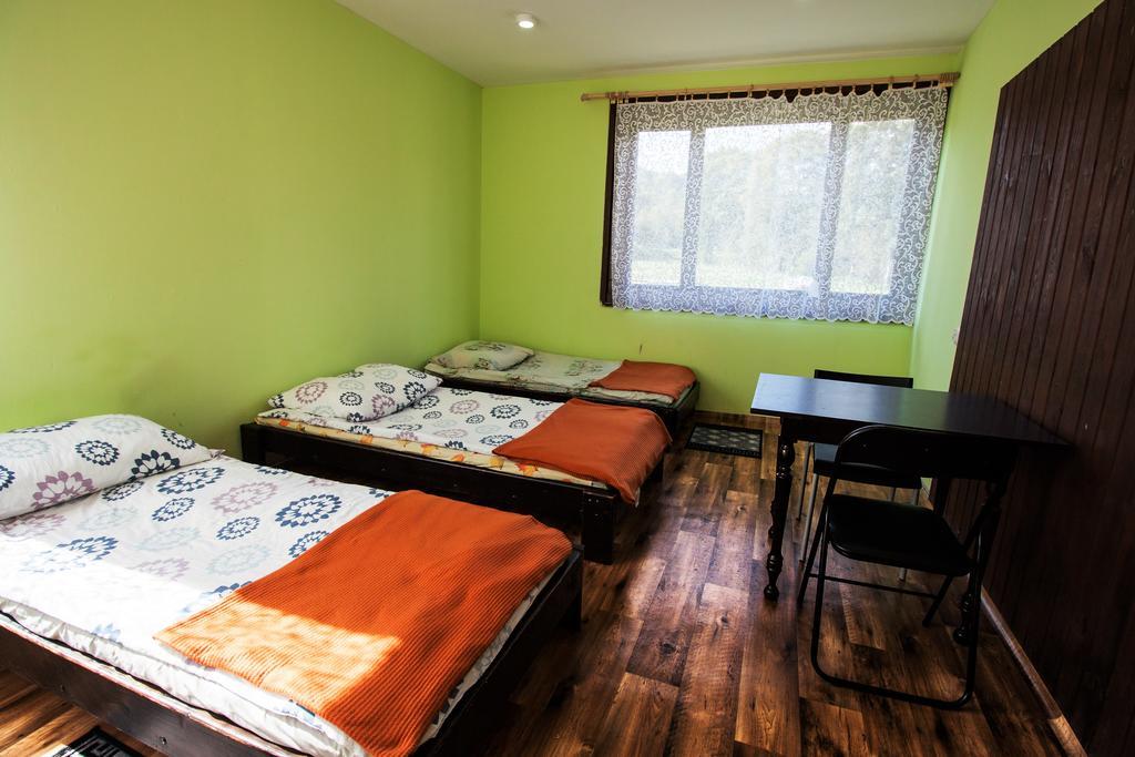 Kremenaros Vandrarhem Ustrzyki Górne Exteriör bild
